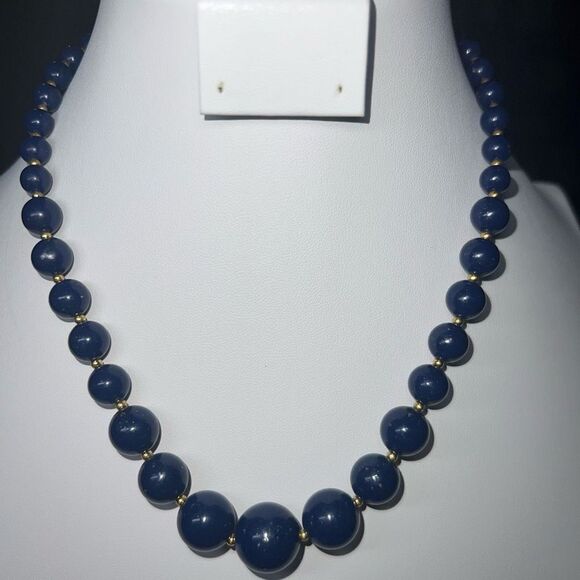 Vintage Blue Glass Bead with Gold Tone Chain Necklace - Picture 11 of 11
